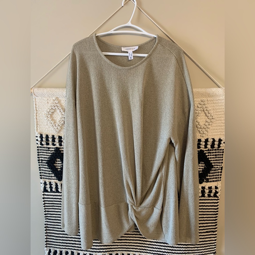 4/40$ Additionelle Front Twist Sweater